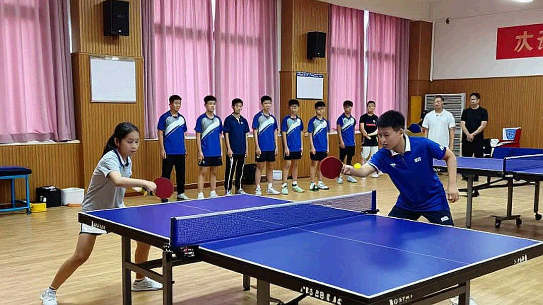 Wang Chuqin thua ở Paris và vẫn đứng số một: bảng xếp hạng bóng bàn đang đo một thứ khác
