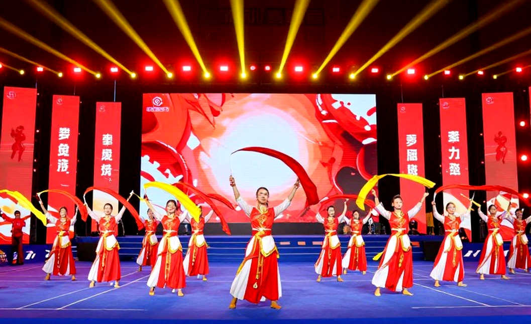 Thùy Linh và khoảng trống phía sau tấm huy chương Asiad