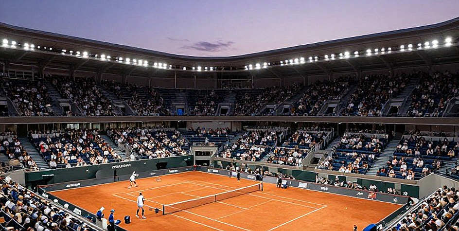 Khi bảng thống kê tắt giữa set đấu: khoảng trống dữ liệu và nghề viết tennis