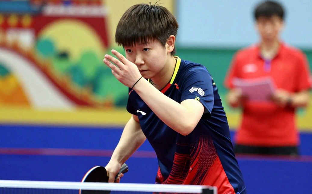 Ghế huấn luyện viên trả lương đầu tiên ở Keighley: lớp trầm tích phong trào bóng bàn Anh đang được đào lên